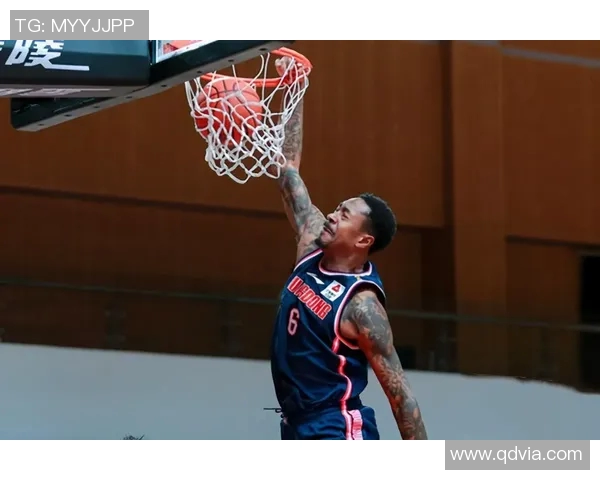 马尚布鲁克斯的篮球之路与职业生涯的辉煌成就解析